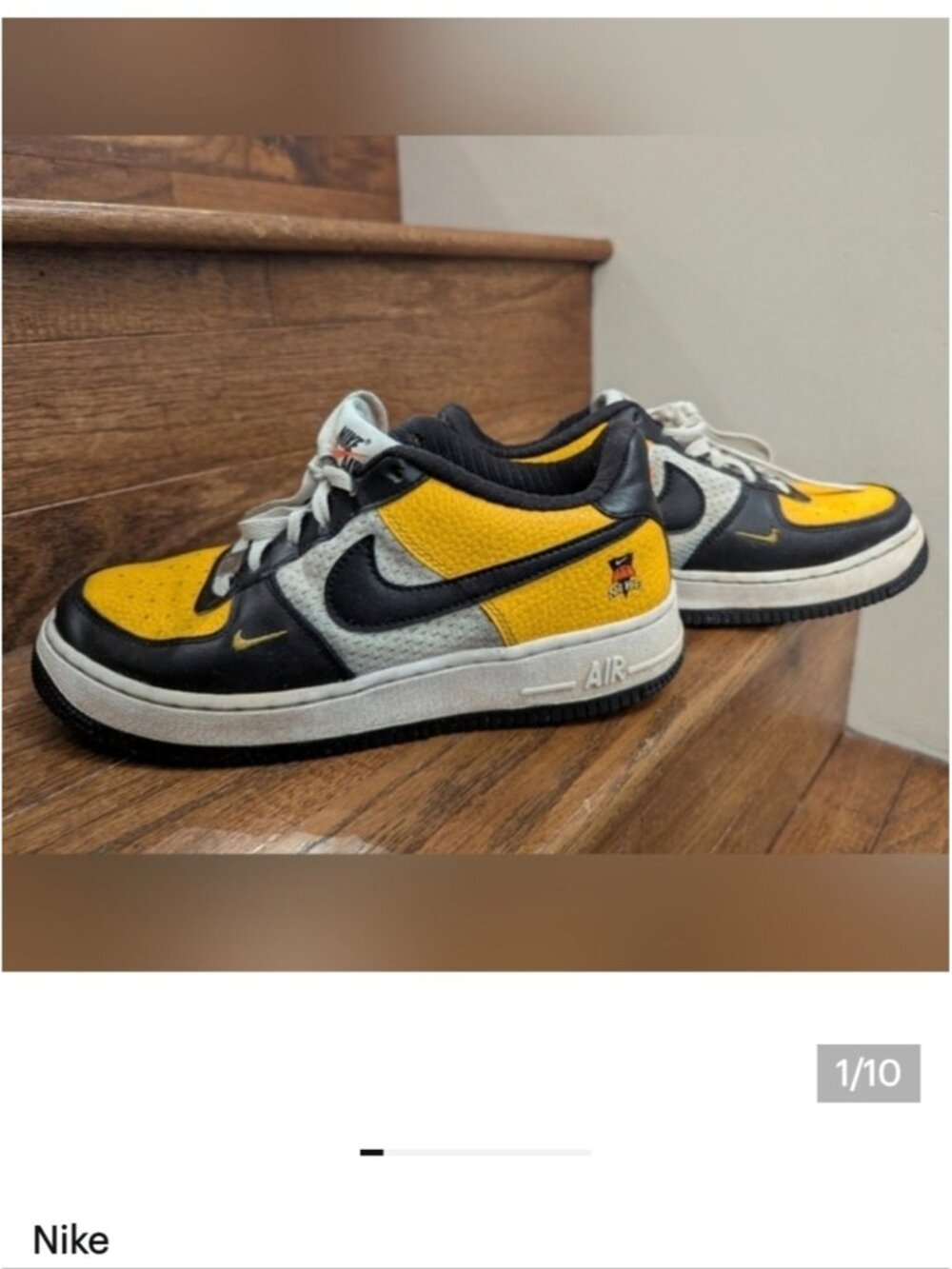 Nike Air Force 1 LV8 runners. Gold & black, Youth size 5.5.